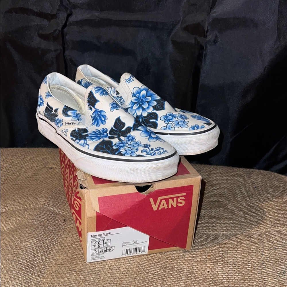 Vans Women's White and Blue Floral Slip-On Sneakers
